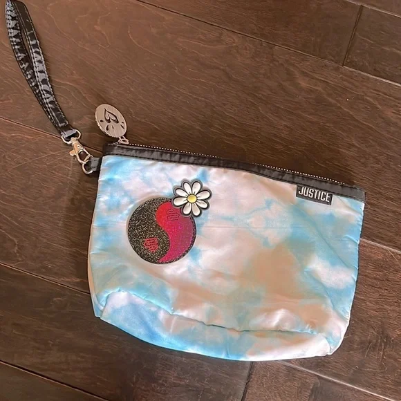 Justice cosmetic bag EUC