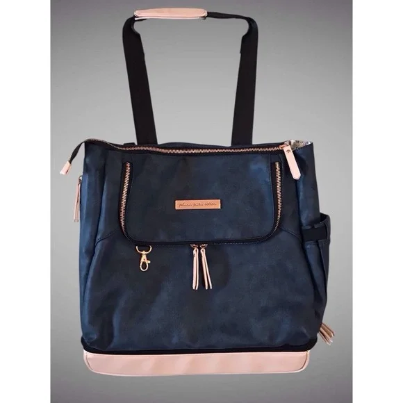 Petunia Pickle Bottom‎ Pivot Pack Diaper Bag Backpack Indigo/Blush