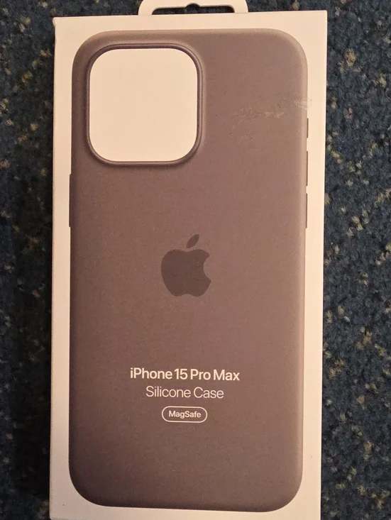 Apple iPhone 15 Pro Max Silicone Case - Plum