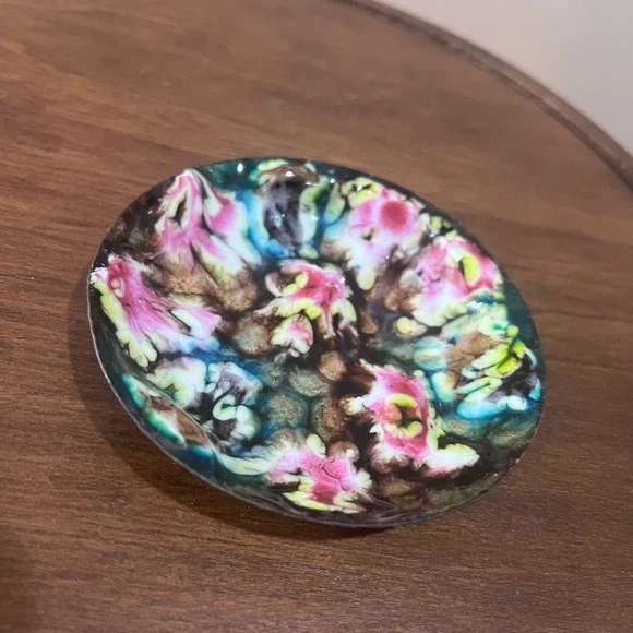 Vtg Enamel on Copper Small Round Trinket Dish Abstract Pink Blue Green 3.75