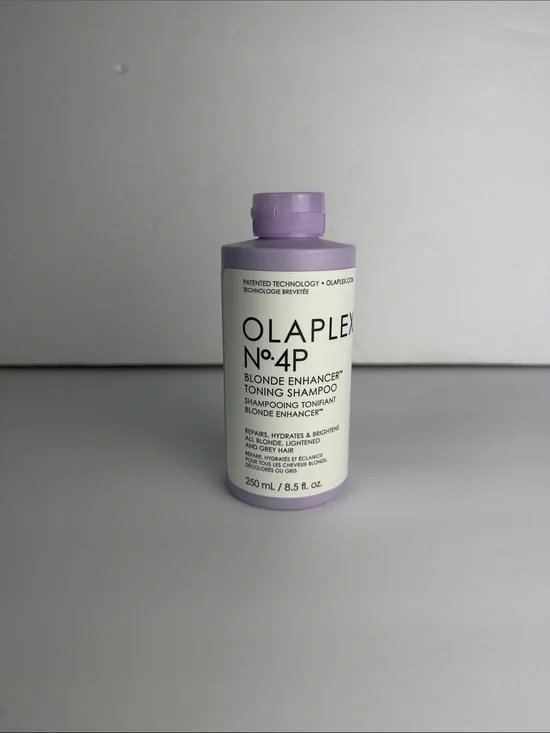 OLAPLEX No.4P Blonde Enhancer Toning Shampoo - Lavender Bottle