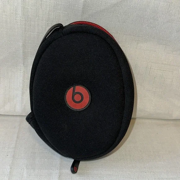 Genuine Beats by‎ Dr. Dre Powerbeats Headphone Carrying Case ONLY. Black/Red