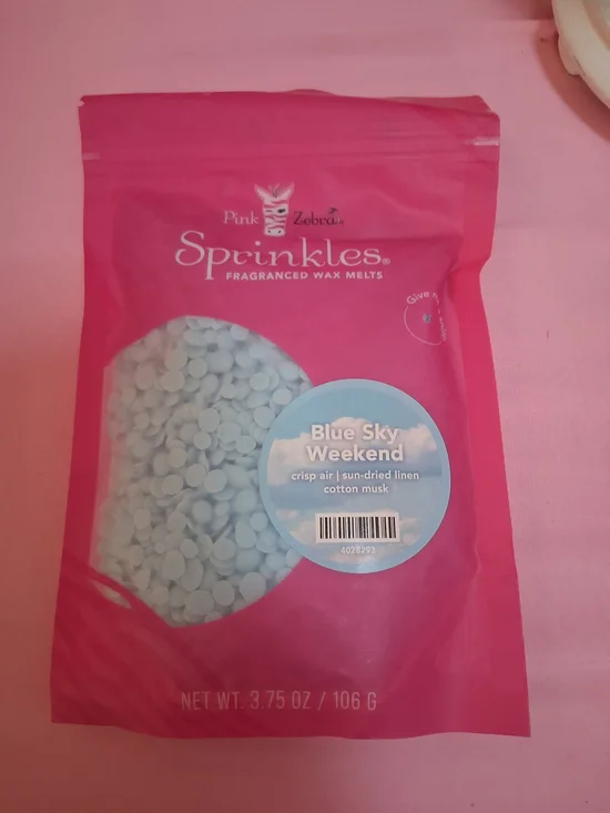 Pink Zebra Sprinkles Blue Sky Weekend Fragranced Wax Melts - Pink & Blue