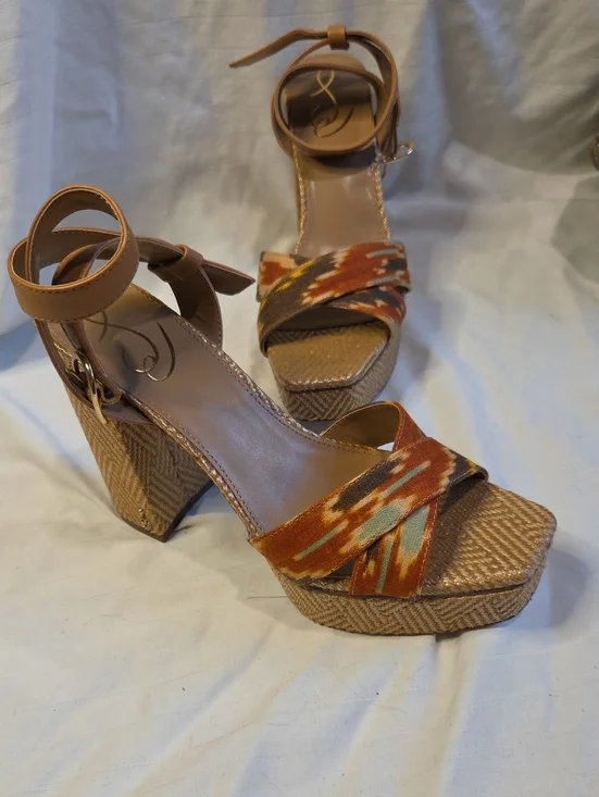 Sam Edelman Tan Platform Sandals with Patterned Straps Sz 8