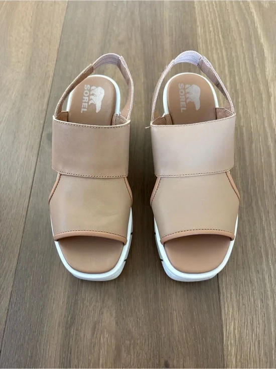 Sorel tan wedge sandals