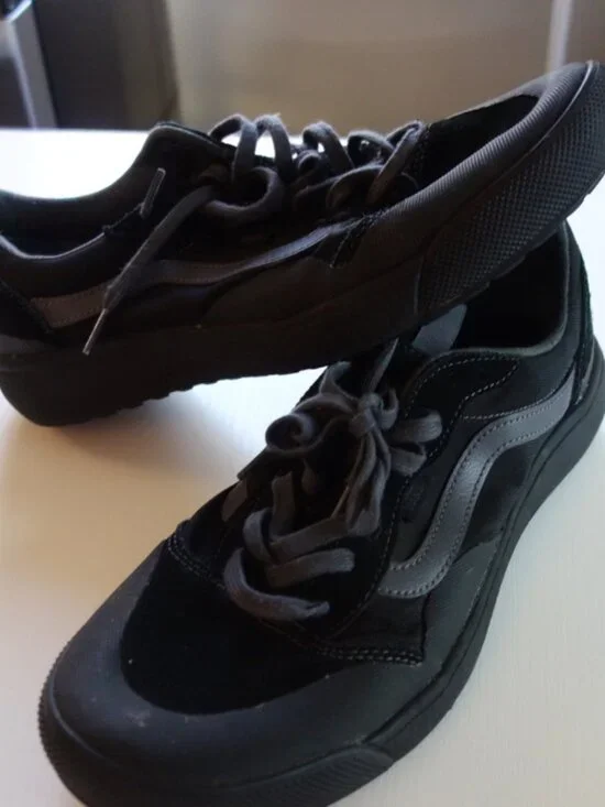 Vans — UltraRange 2.0 Sneakers