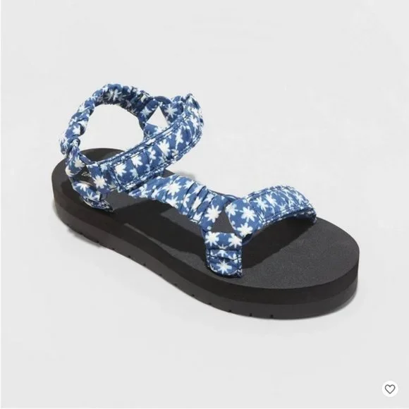Women's Floris Platform Sport‎ Sandals - Universal Thread™ Blue