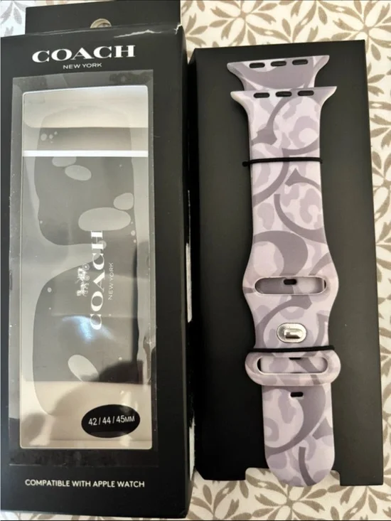 Coach Lavender Floral Pattern Apple Watch Band Compatible 42/44/45mm