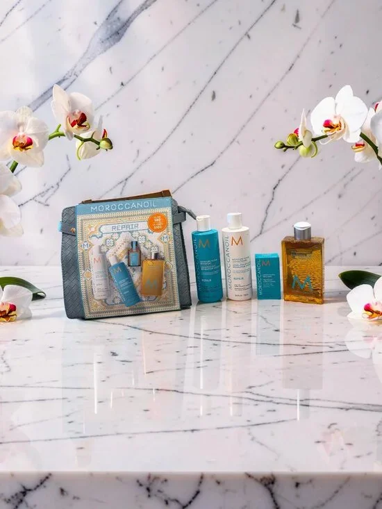 Moroccanoil Repair Shampoo & Conditioner 8.5 oz Shower Gel 8.4 oz Treatment 0.8