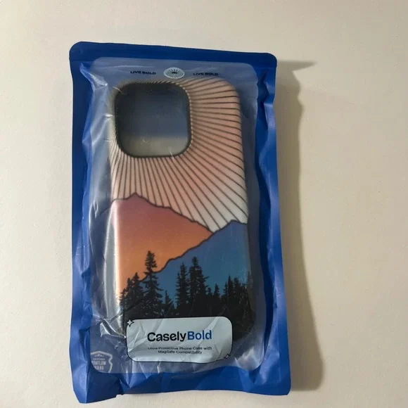 Casely Bold Golden Hour Sunset Mountain iPhone 14 Plus‎ Case NIP Protective