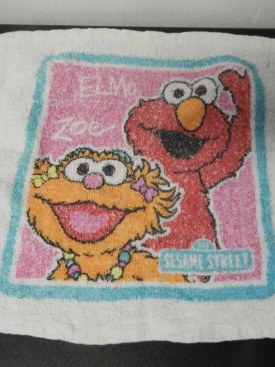 Vintage Elmo & Zoe Sesame Street Toddler Wash Cloth Kids Washcloth