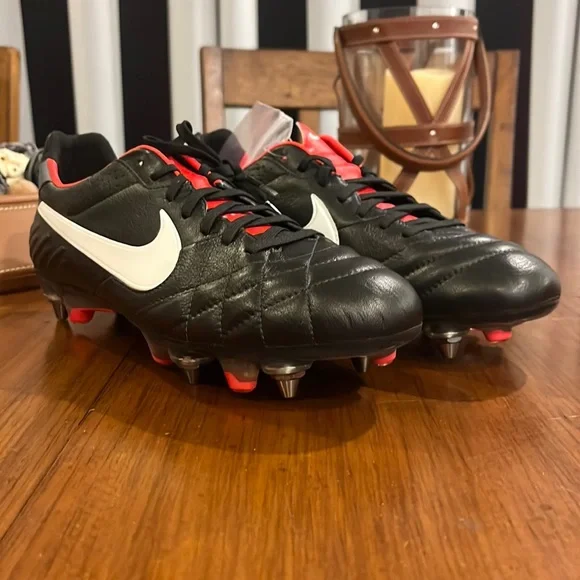 Nike Tiempo Legend IV SG Pro Soccer Cleats Shoes 509041 010 Made Bosnia Mens 6