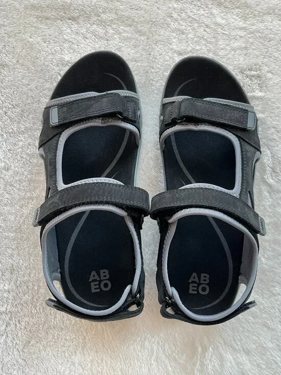 Abeo Goleta Trail Sandals NIB 8 Black