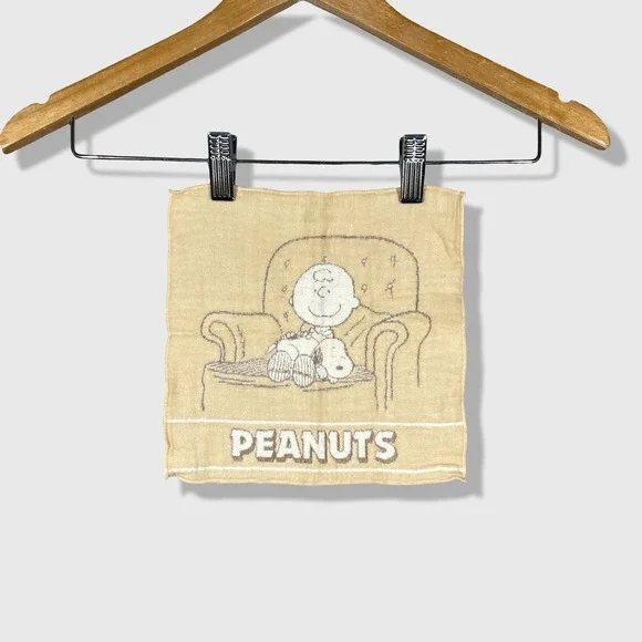 Peanuts Wash Cloth Unisex OS Tan Charlie‎ Brown Snoopy Cartoon Aesthetic
