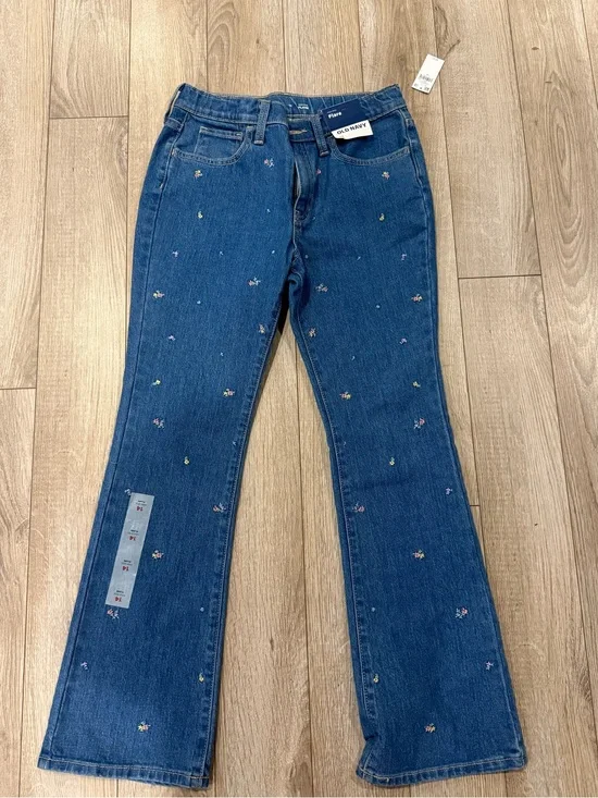 NWT Old Navy Girl’s Embroidered Bootcut Jeans