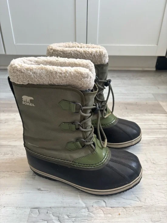 Sorel Yoot Pac Nylon Waterproof Snow Boots Hiker Green Youth Size 6