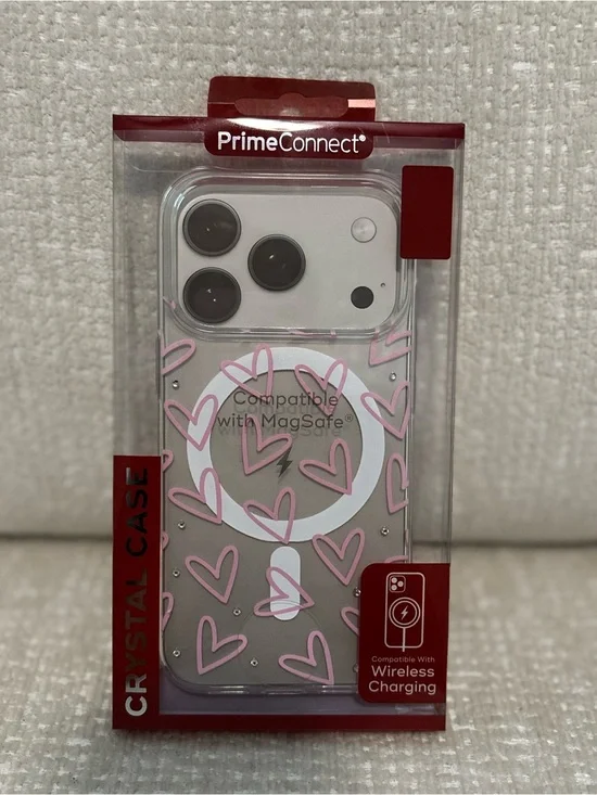 iPhone 17 Clear Case with Pink Heart Design
