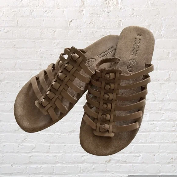 🆕 Greek taupe suede knot detail strappy flat sandals