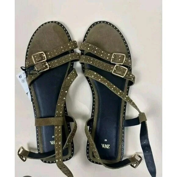 Zara Khaki Leather Flat Sandals. NWT. Size U.S. 8/EU 39 1636 210 MSPR $80