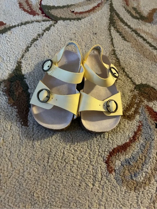 NWOT Baby Old Navy Yellow Double-Buckle Sandals