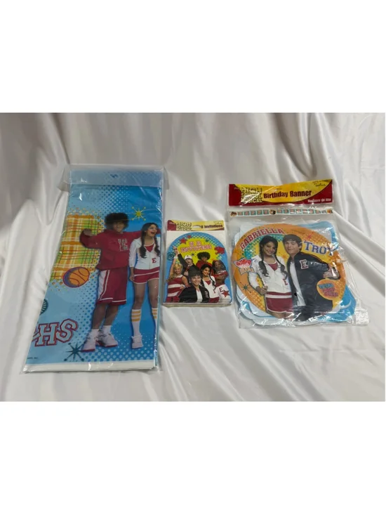 High School Musical Party Tablecloth, Banner Invites￼Theme Party