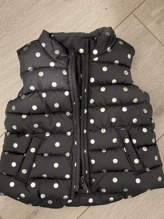Baby Old Navy Black & White Polka Dot Puffer Vest 6-12M