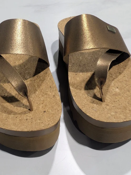 Reef Women’s Metallic Bronze Cork Platform Flip Flops