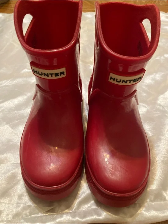 Hunter Kids Red Waterproof Rain Boots with Pull Handles