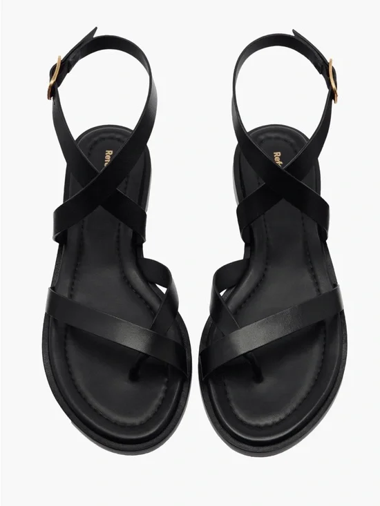 NWOT Reformation Janet flat sandals