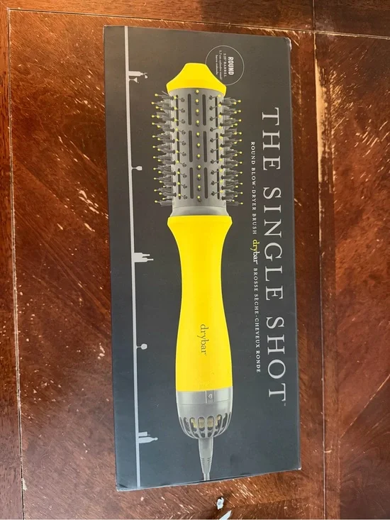 Drybar The Single Shot Round Blow-Dryer Brush in Yellow and Gray