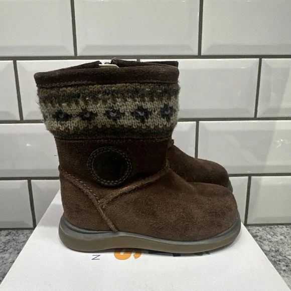 Clarks Snugglehug Girls Toddler Mushroom‎ Brown Boots 4.5 Winter Walking Infant