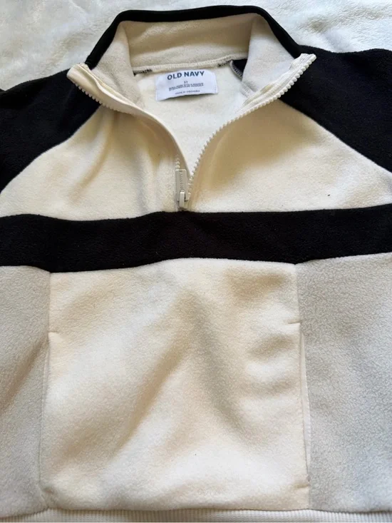 Old Navy Kids Cream and Black Half-Zip Fleece Pullover