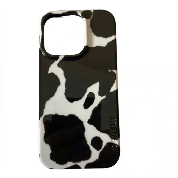 NWOT Casely Current MOOd Cow Print iPhone Case