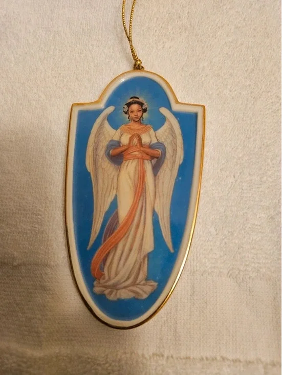 Thomas Blackshear Lenox Ebony Visions Her Sentinel Angel Ornament 6