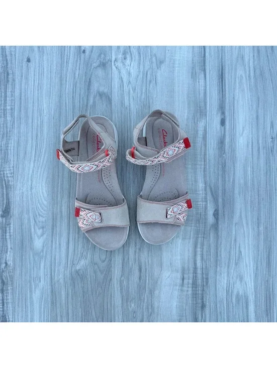 Clarks Amanda Sprint flat sandals