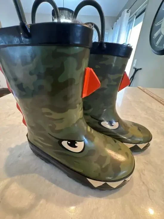 Western Chief Camo Dinosaur Waterproof Rain Boots Kids Size 9/10