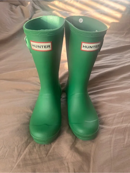 SOLD - Hunter Kids Green Waterproof Rain Boots