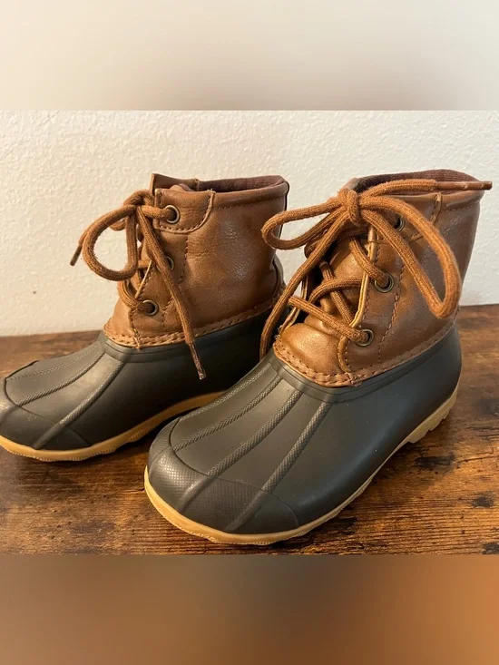 Sperry Kids Brown and Black Lace-Up Rain Boots