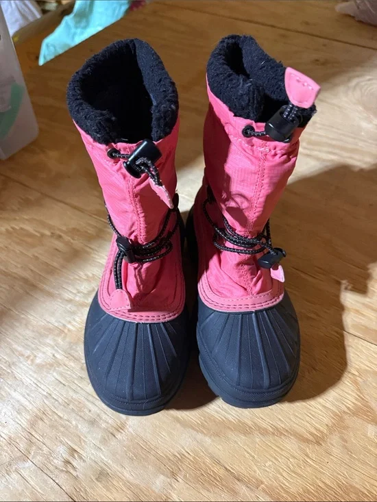 Kids Pink Helly Hanson Winter Boots - Lightweight Insulated Snow Shoes