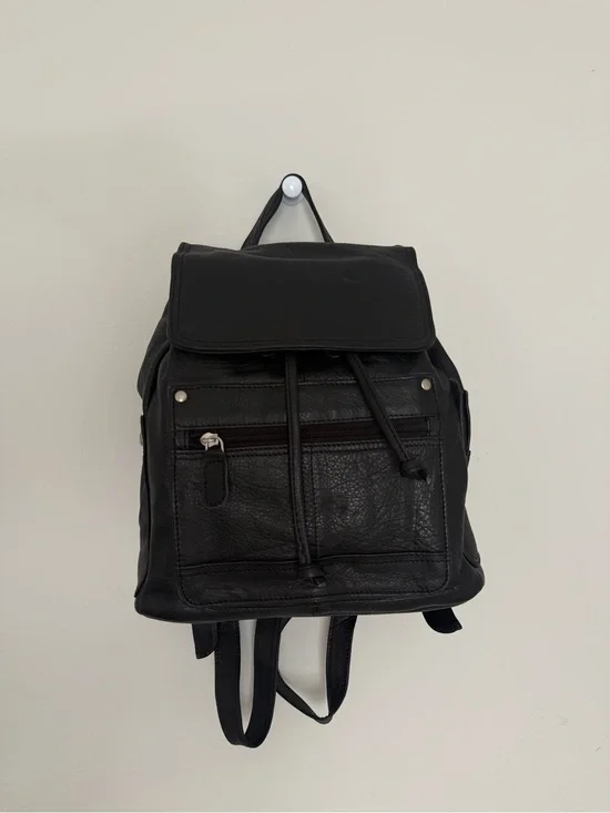 Beau Swan Spain Black Leather Backpack Purse vintage with tag