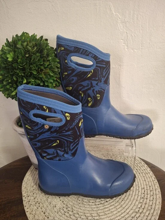 Blue Bogs K York SpookyPull-On Rain/Snow Boots Size 6.