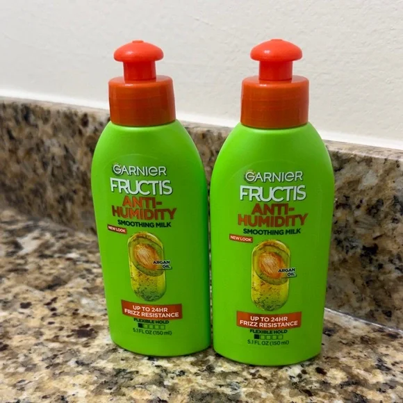 NWT Garnier Fructis Anti-Humidity Smoothing Milk Bundle