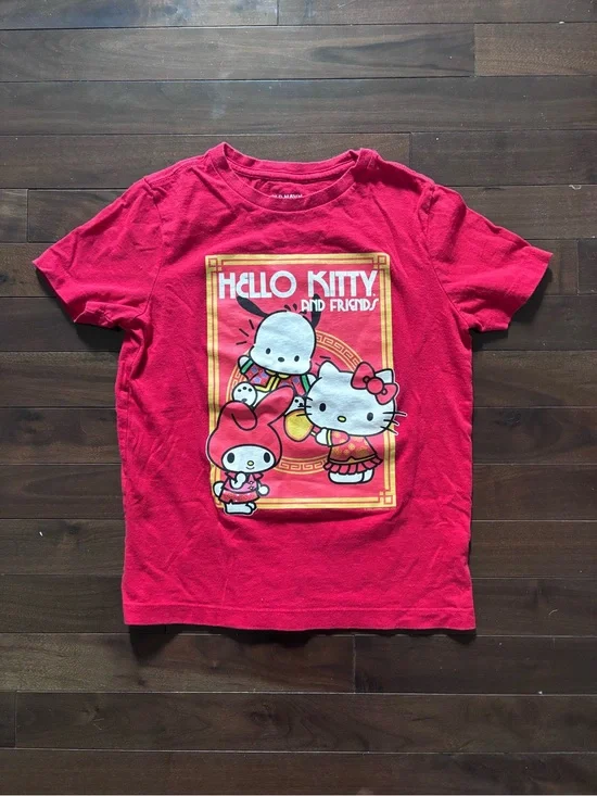 Old Navy Hello Kitty and Friends Collaboration Red Short Sleeve Graphic Tee
