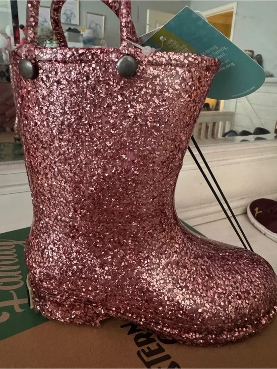 NWT Toddler Pink Glitter Rain Boots - 8