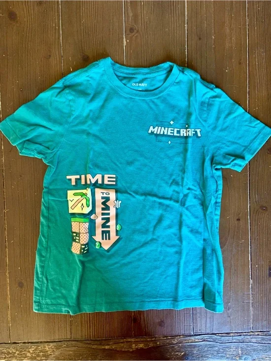 2 Old Navy Graphic Tee for Kids + 1 more