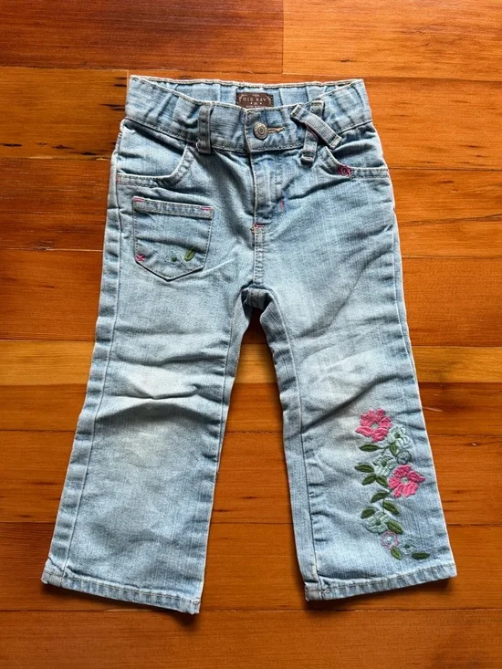 Vintage Old Navy Light Blue Girls' Embroidered Floral Jeans Size 2T