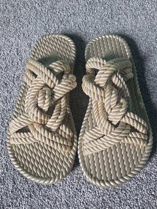 NWOT Knot-Detail Rope Slide Sandals in Beige