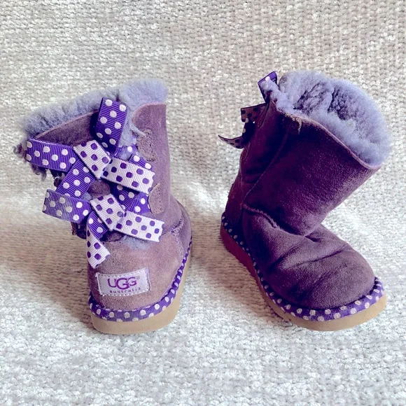 UGG Bailey Bows Boots Shearling Suede Polka Dots Girls 11‎
