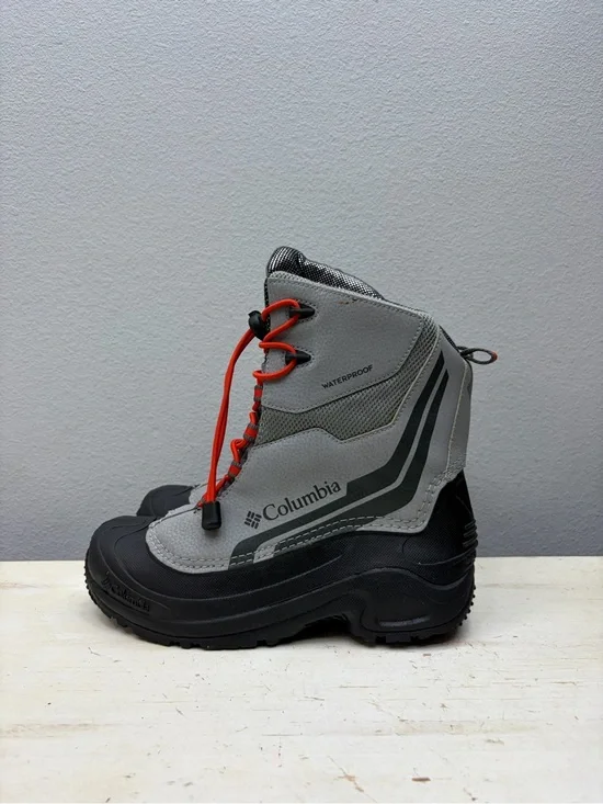 Columbia Grey Bugaboots Plus lV Omni-Heat Snow Boots Size 6