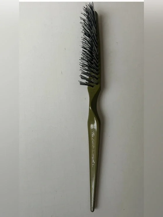 Tease styling brush